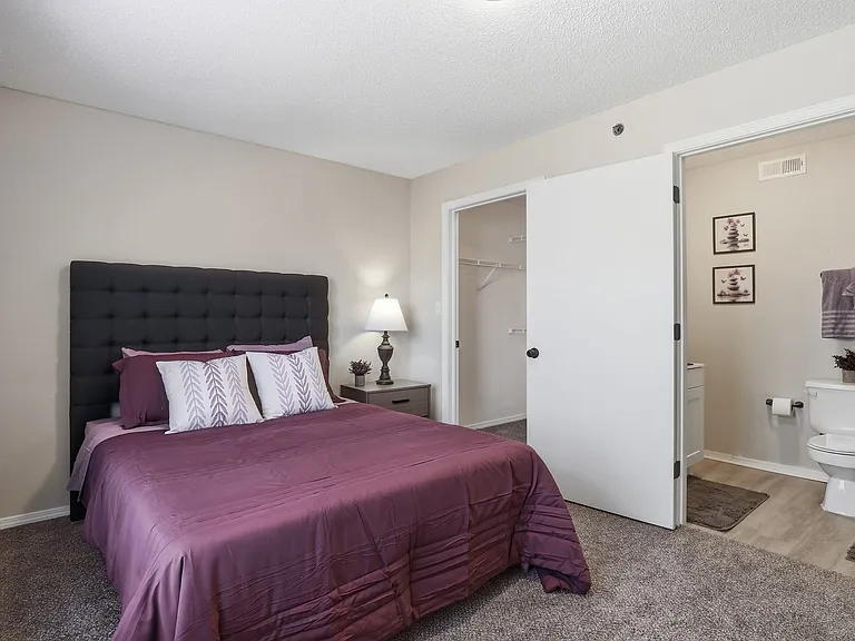 Edmond at Twenty500 Apartments — Photo 17
