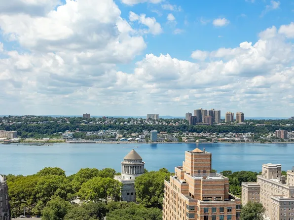 543 West 122nd Street image 10 of 15