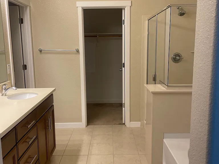 1312 Academy Dr — Photo 7