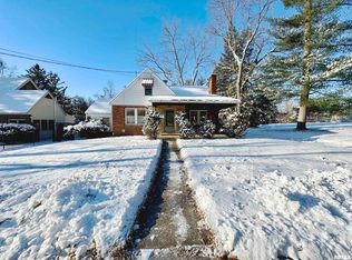5615 N Humboldt Ave, Peoria, IL