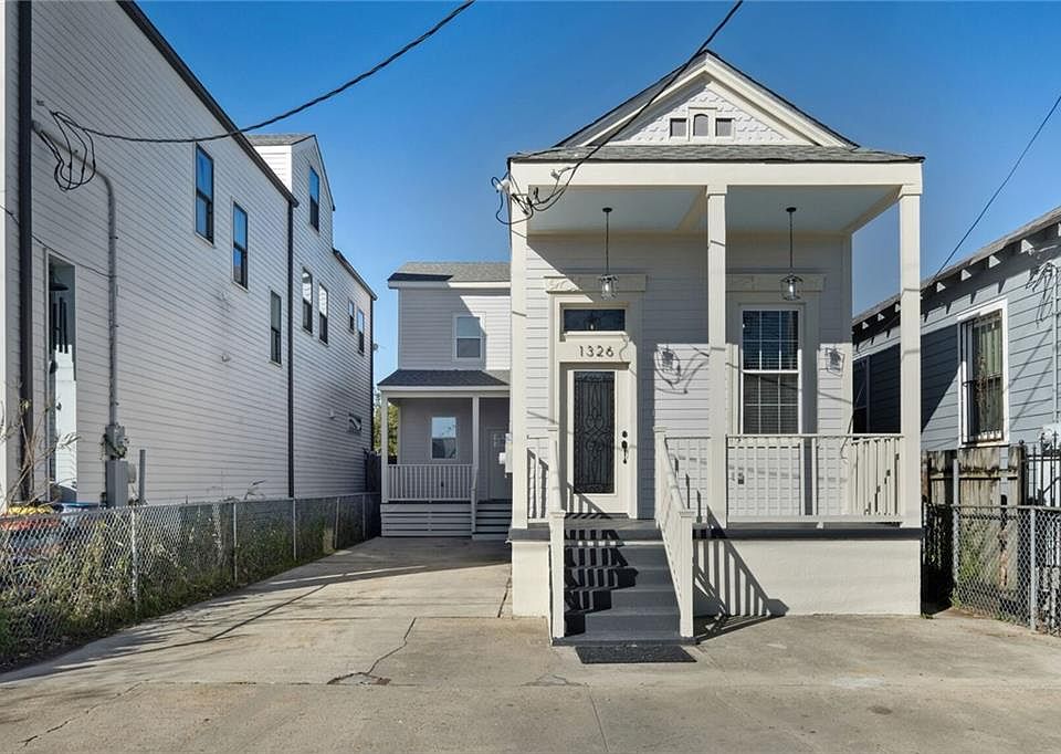 1st image of 1326 Gallier St