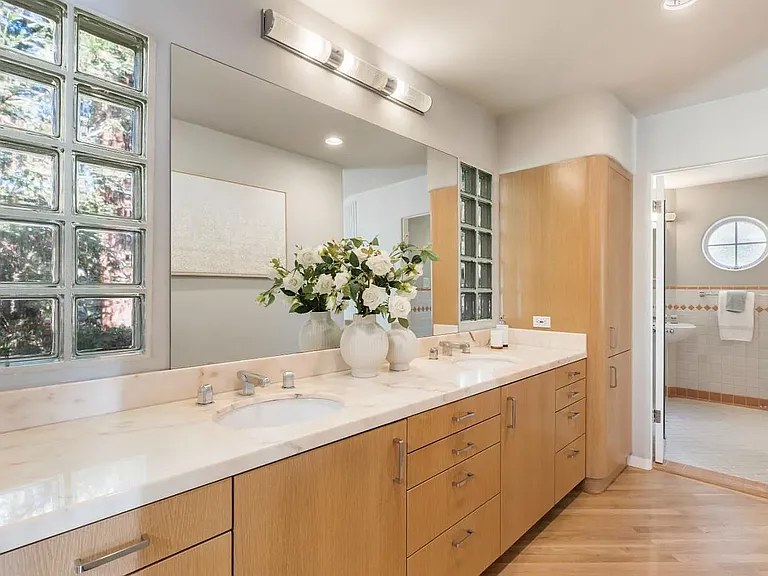 450 N California Ave — Photo 22