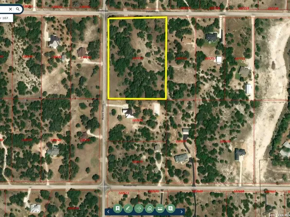 210 Coneflower Dr, Spring Branch, TX 78070