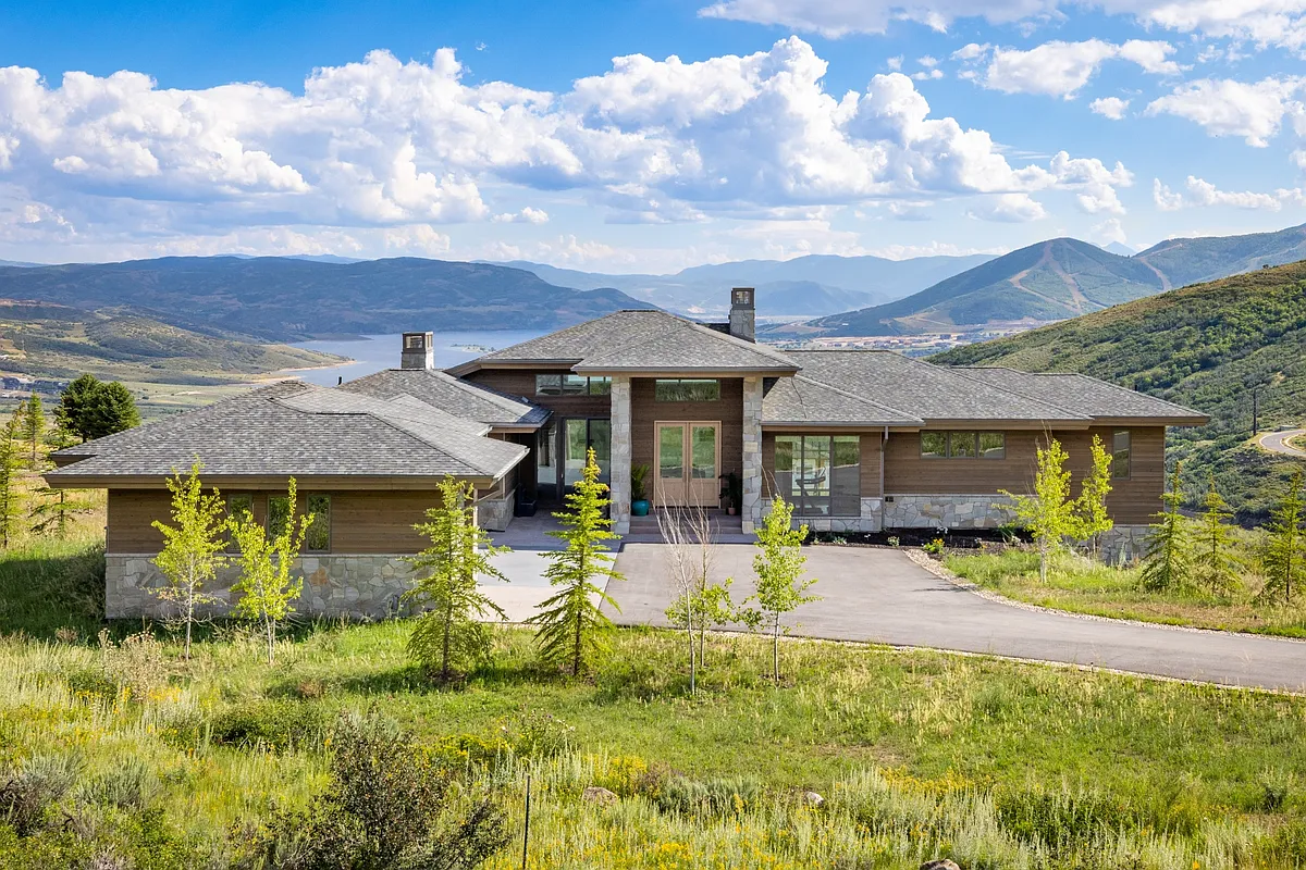 Building Photo - 13795R N Deer Canyon Dr
