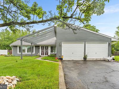 145 Arbor Meadow Dr, Sicklerville, NJ, 08081