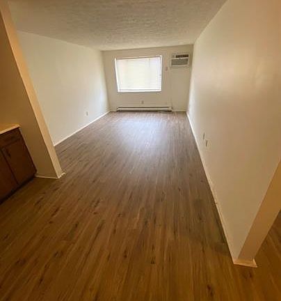 3rd image of 425 Mill St APT 13