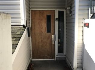 1729 12th Ave S APT 103, Seattle, WA 98144