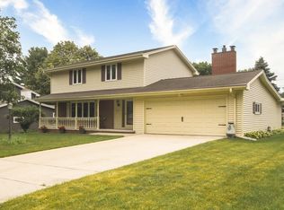 312 Custer Ct, Green Bay, WI 54301