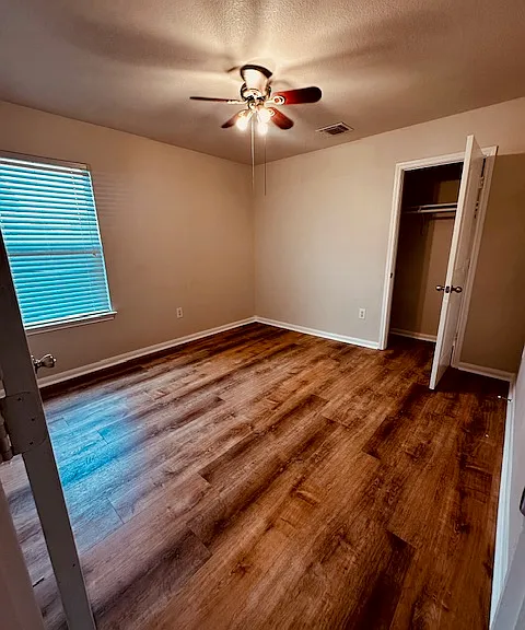 Side Room (from entrance)