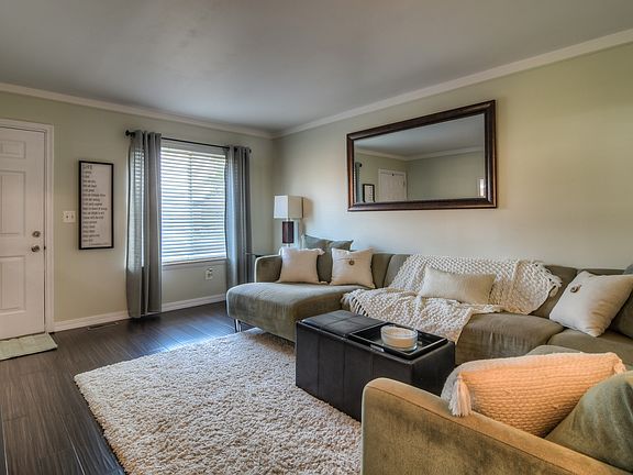 2nd image of 20465 Bigelow St