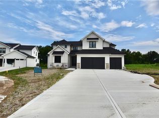 8369 NE 77th Ter, Kansas City, MO 64158