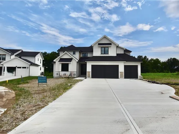 8369 NE 77th Ter, Kansas City, MO 64158