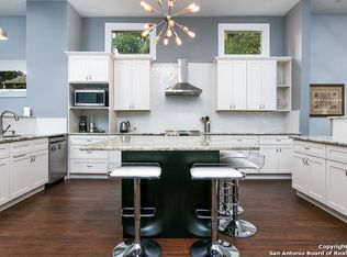 510 E Mistletoe Ave #A, San Antonio, TX 78212