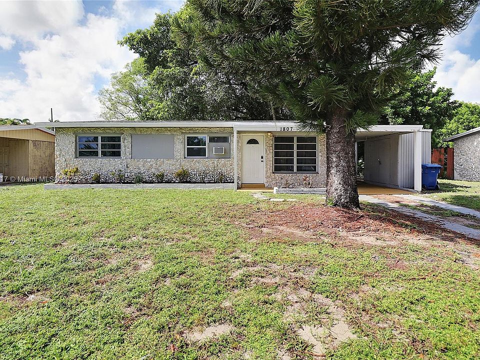 1st image of 1807 NW 15th Ave