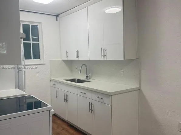 160 NE 55th St APT 2, Miami, FL 33137