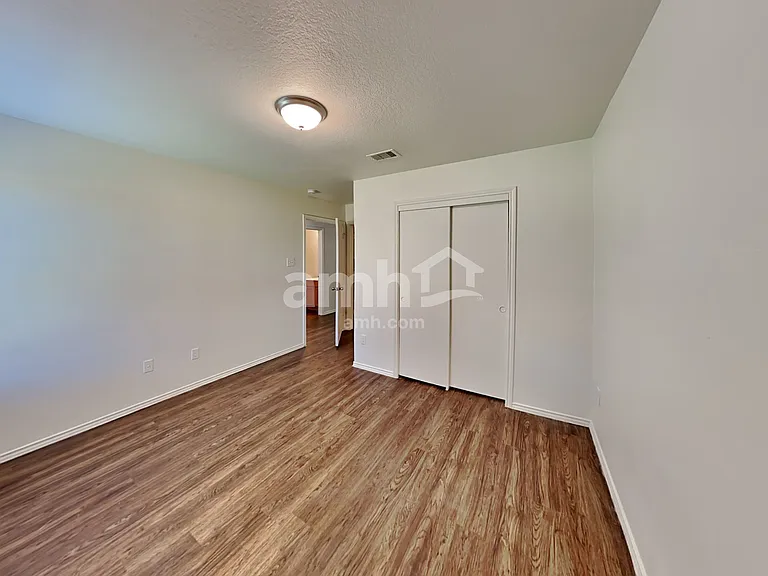 3427 Apache Meadows Dr — Photo 8