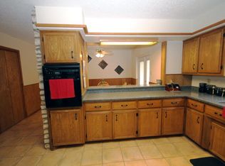 971 Monroe Dr, Kerrville, TX 78028