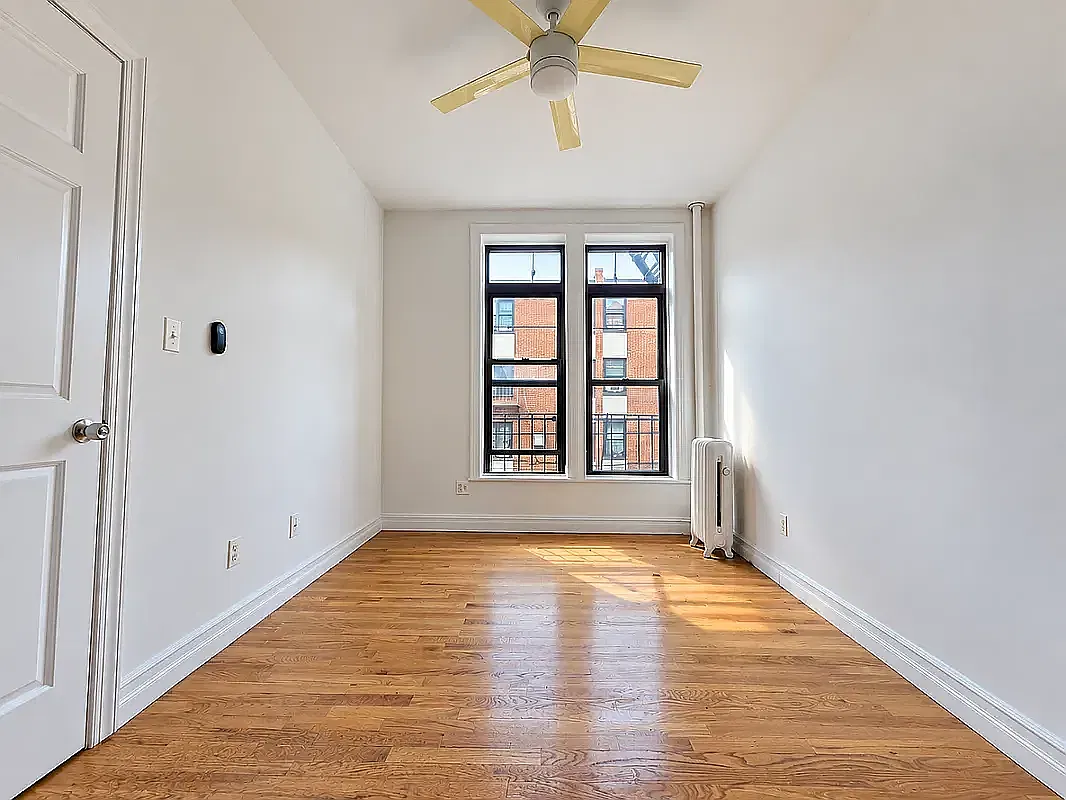 257 Quincy Street — Photo 3