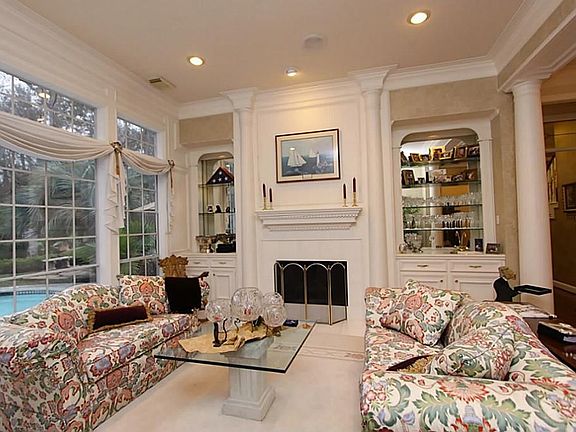 5th image of 2807 Cedar Woods Pl