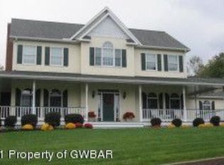 318 Willow Rd, Pittston, PA 18640