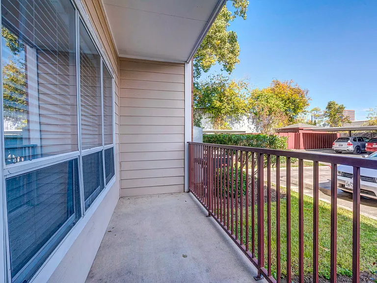 6030 Winsome Ln — Photo 24