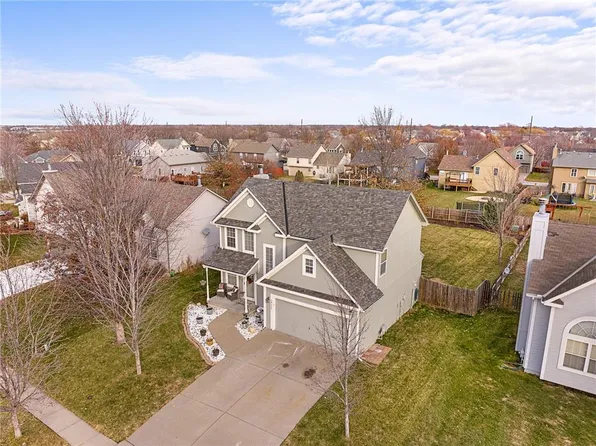 16127 S Curtis St, Olathe, KS 66062