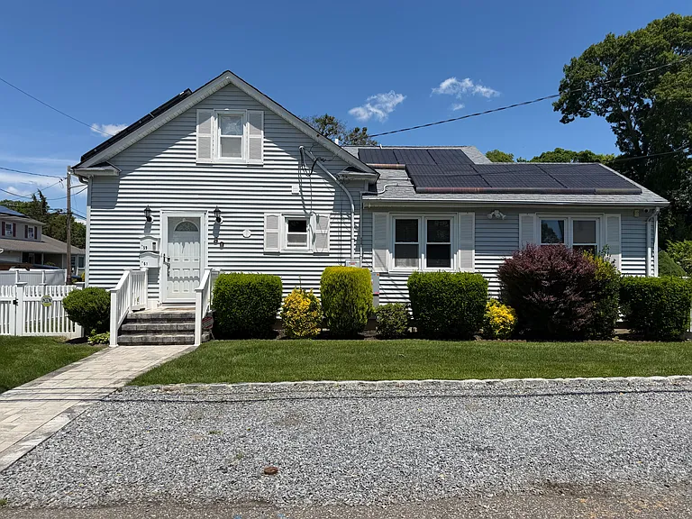 59 Lincoln Ave — Photo 1