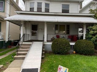30 Newitt Pl, Kingston, PA 18704