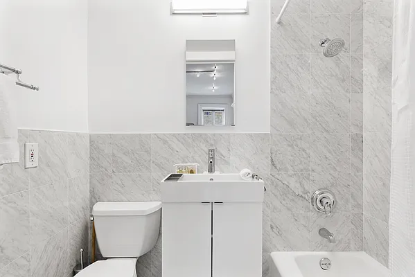 Rented by Compass | media 13