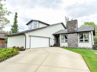 6802 SW 42a Ave, Camrose, AB T4V 3S4