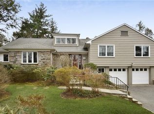 36 Wayside Ln, Scarsdale, NY 10583