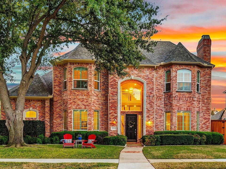 1st image of 5924 Royal Palm Dr