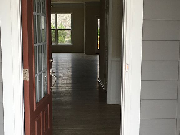 2nd image of 326 Willow Walk