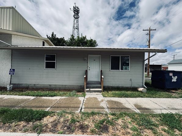 49 E Main St APT 10