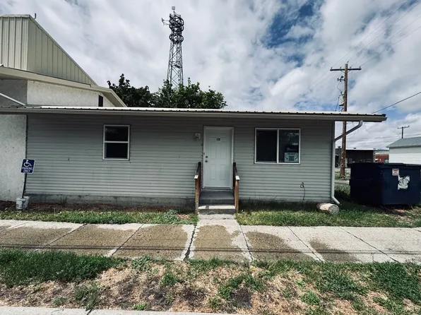 49 E Main St, 49 E Main St APT 10, Saint Anthony, ID 83445
