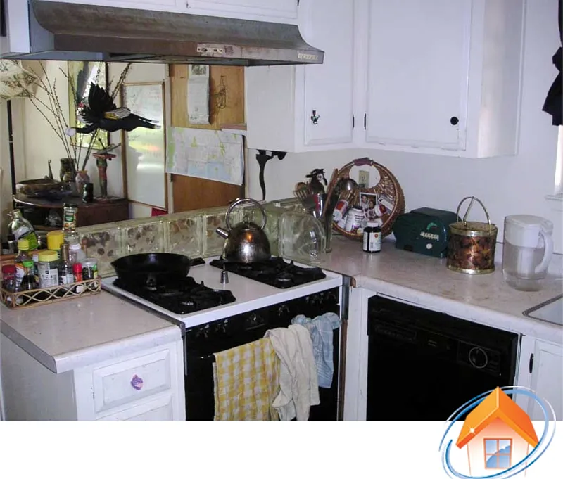 1988 Newport Ave — Photo 4