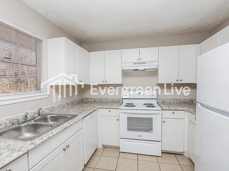 4954 Hanging Oak Dr — Photo 8
