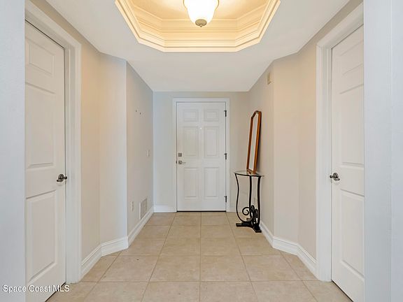 4th image of 7 Indian River Ave APT 406