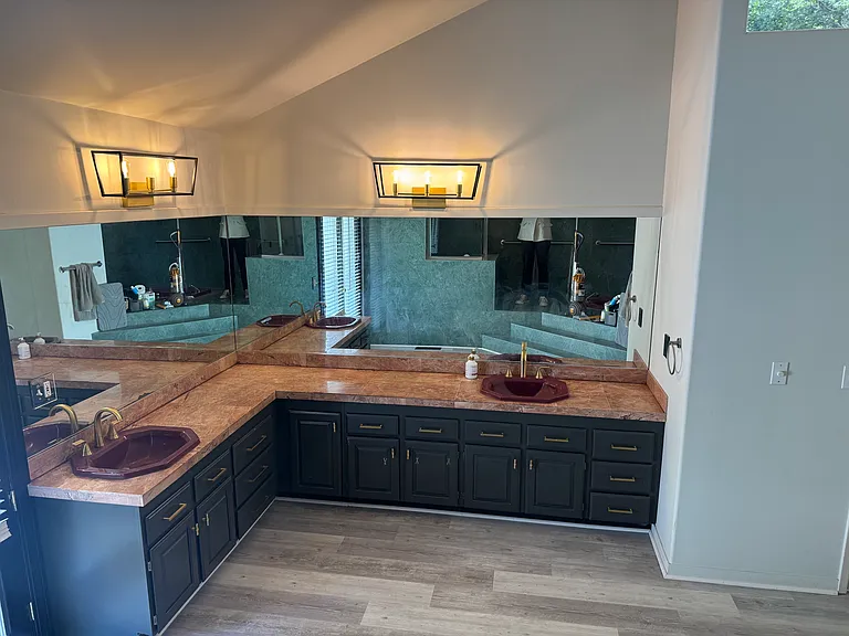 Ensuite Master bathroom
