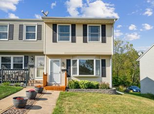 3701 Hillcrest Rd, Dubuque, IA 52002