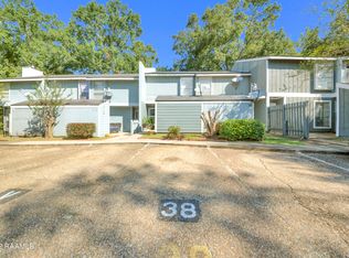 38 Phlox Dr, Lafayette, LA 70507