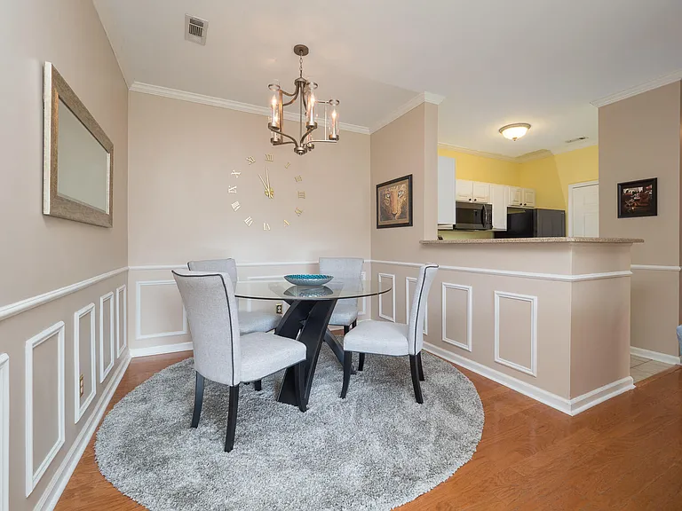 1600 Long Grove Dr #1221 — Photo 9