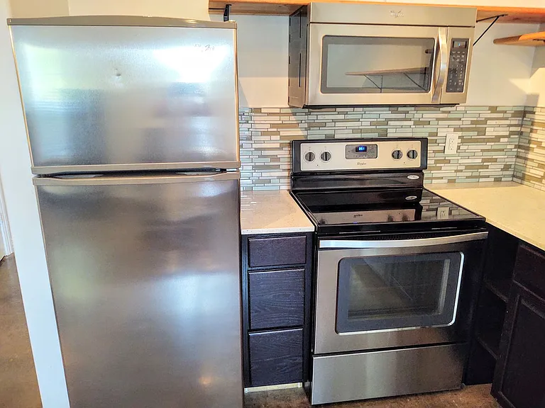 Hickory Park Apartments — Photo 7