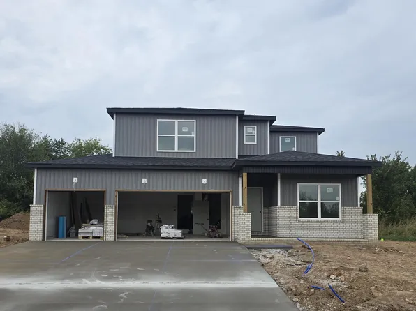 133 E Teakwood Avenue, Clever, MO 65631