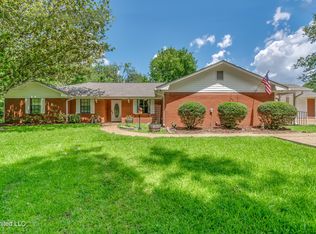 810 Magnolia Rd, Clinton, MS 39056