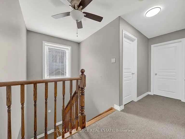 31 Donald Bell Dr — Photo 18