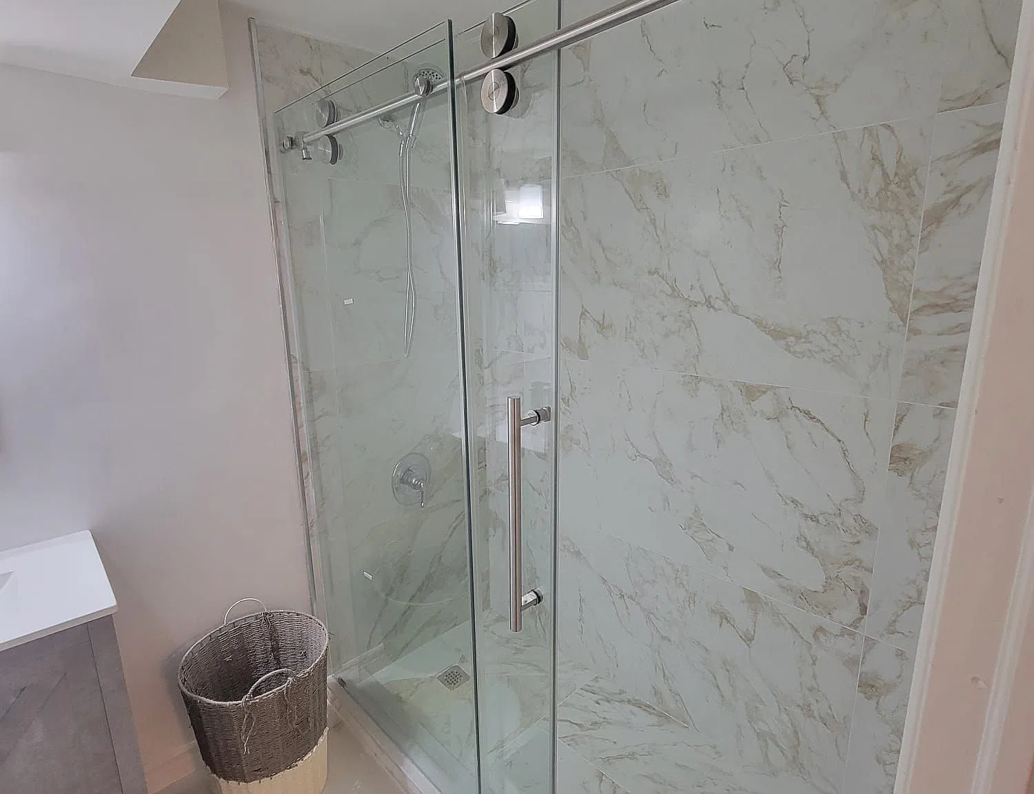 1 bed, $1,299 — Photo 4