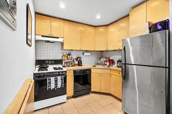 Rented by Corcoran | media 10