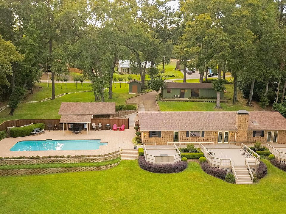 2110 W Lake Dr, Gladewater, TX 75647 MLS 23007753 Zillow