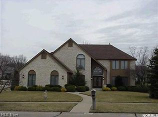14715 Regency Dr, Strongsville, OH 44149